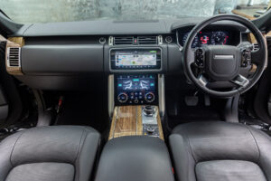 レンジローバー ヴォーグ(ディーゼル)  4WD
