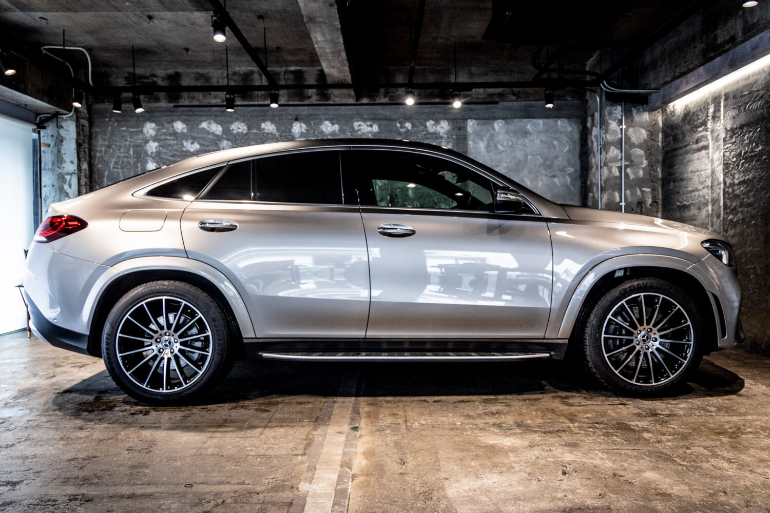 GLEクラス GLEクーペ400d4マチック スポーツ 4WD