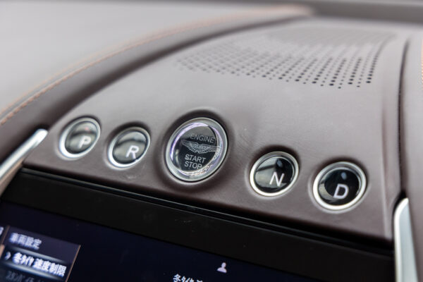 DBX 4.0 4WD