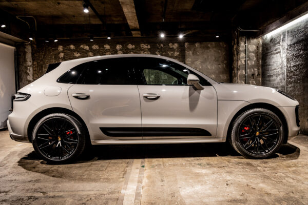 マカン GTS PDK 4WD