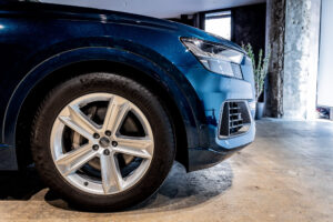 Q8 55TFSIクワトロ デビューパッケージ ラグジュアリー 4WD