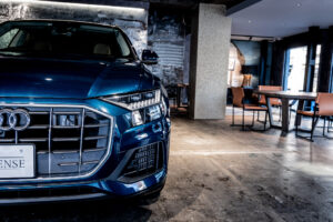 Q8 55TFSIクワトロ デビューパッケージ ラグジュアリー 4WD