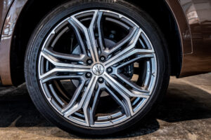 レヴァンテ S グランスポーツ ゼニア ペッレテスータ 4WD