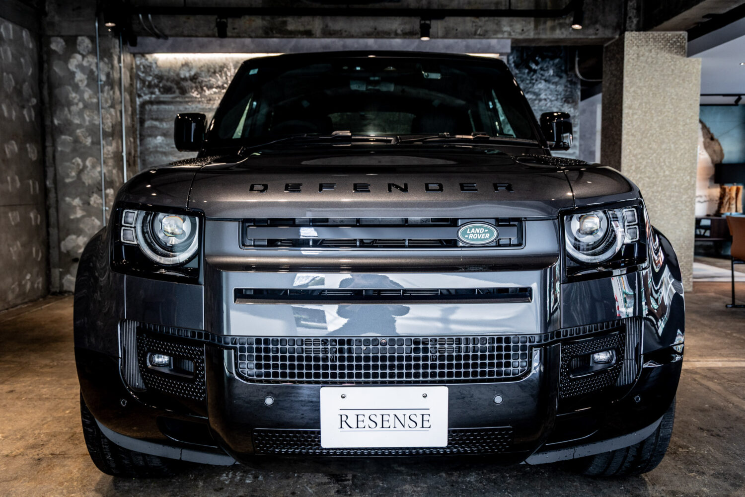 ディフェンダー 110 V8 5.0L P525 4WD