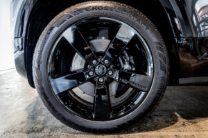 ディフェンダー 110 V8 5.0L P525 4WD