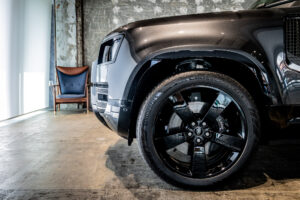 ディフェンダー 110 V8 5.0L P525 4WD