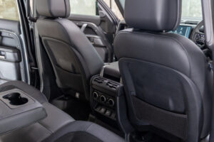 ディフェンダー 110 V8 5.0L P525 4WD