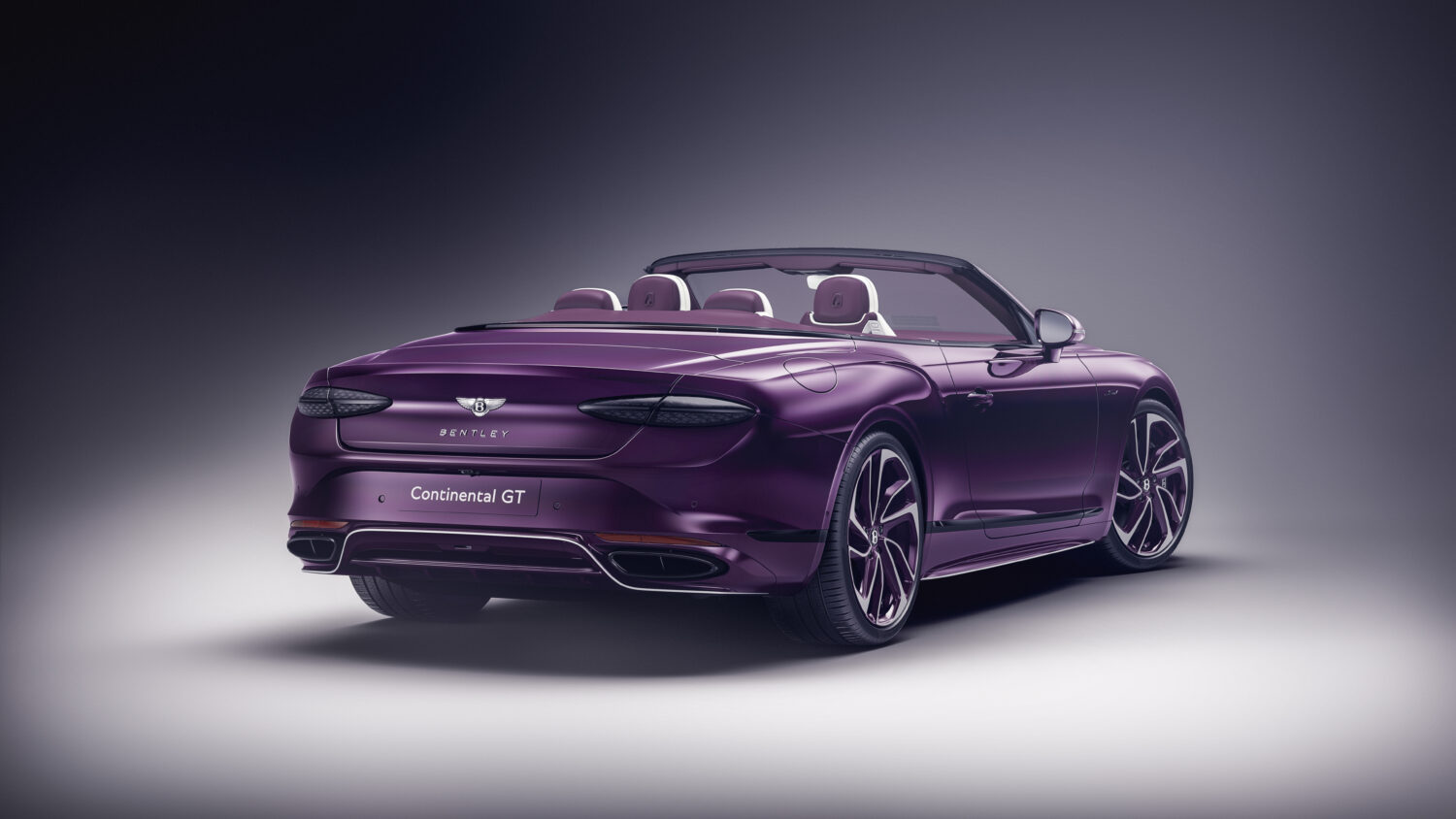 460億通り以上のカスタマイズ　最新コンチネンタルGT/GTCにアクセントカラー