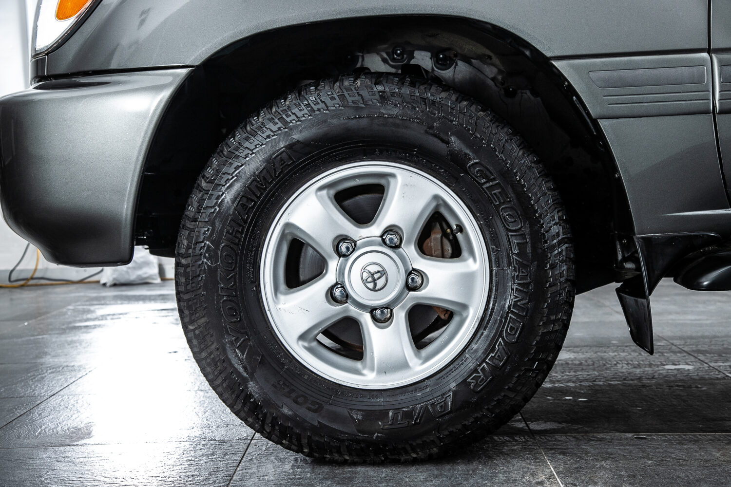 ランドクルーザー100 VX 4WD