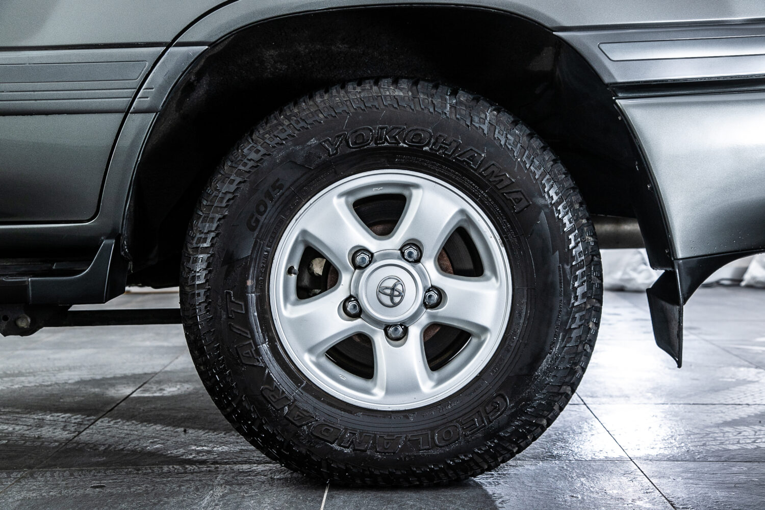 ランドクルーザー100 VX 4WD