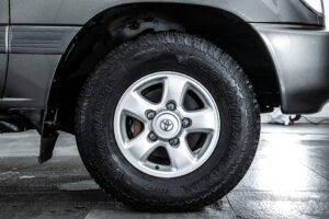 ランドクルーザー100 VX 4WD