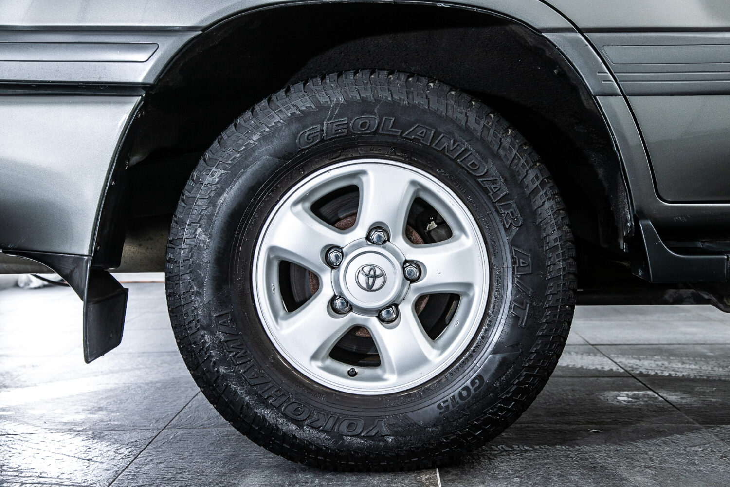 ランドクルーザー100 VX 4WD