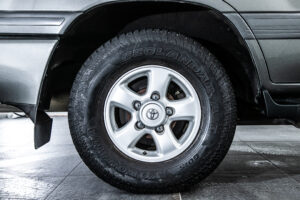 ランドクルーザー100 VX 4WD