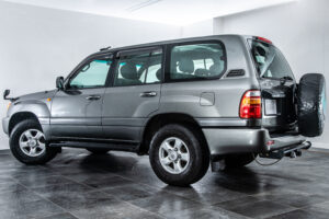 ランドクルーザー100 VX 4WD