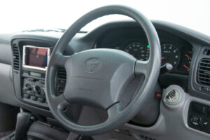 ランドクルーザー100 VX 4WD