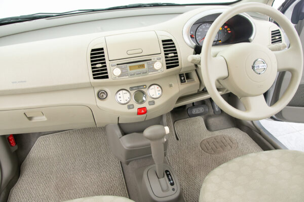 マーチ 12c 70th-Ⅱ