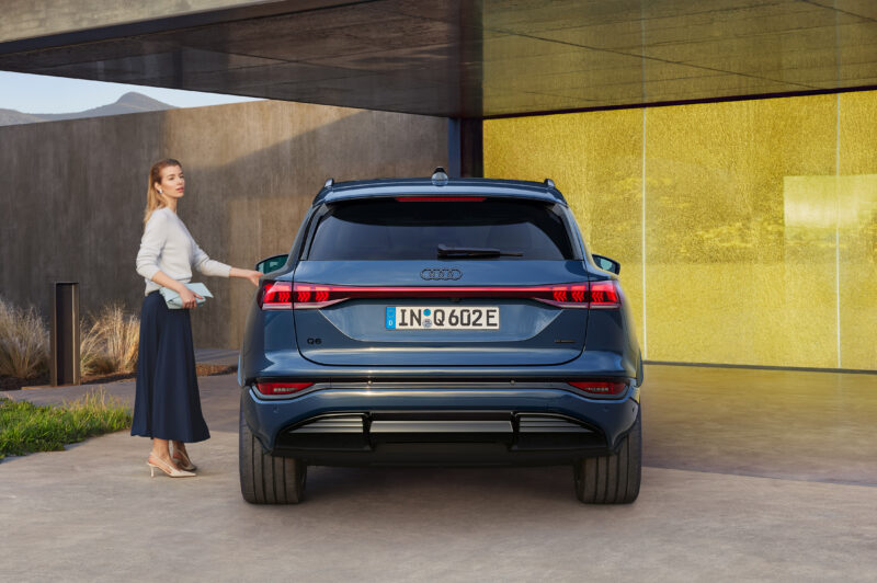 アウディQ6/SQ6 eトロン　ポルシェと共同開発のBEVプラットフォーム採用