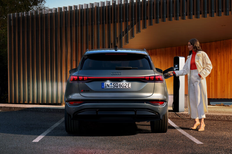 アウディQ6/SQ6 eトロン　ポルシェと共同開発のBEVプラットフォーム採用