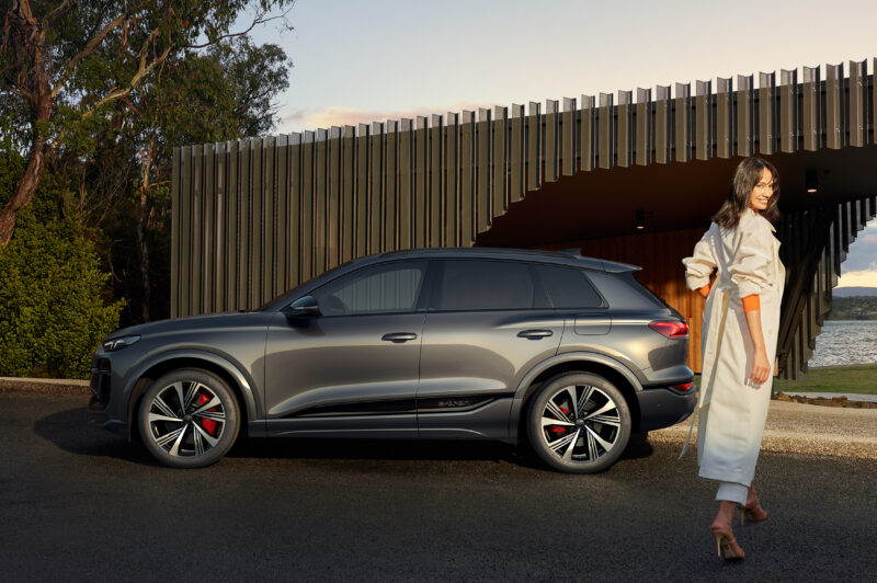 アウディQ6/SQ6 eトロン　ポルシェと共同開発のBEVプラットフォーム採用