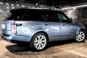 レンジローバー ヴォーグ(ディーゼル258PS) 4WD