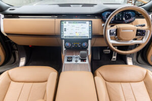 レンジローバー オートバイオグラフィー P530 LWB 4WD