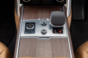 レンジローバー オートバイオグラフィー P530 LWB 4WD
