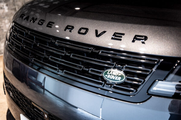 レンジローバースポーツ オートバイオグラフィ3.0L D300 4WD