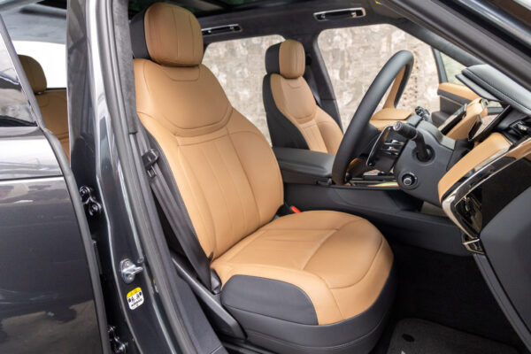 レンジローバースポーツ オートバイオグラフィ3.0L D300 4WD