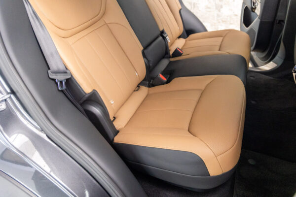 レンジローバースポーツ オートバイオグラフィ3.0L D300 4WD