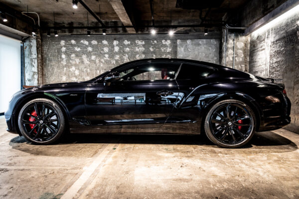 コンチネンタルGT V8アズール 4WD