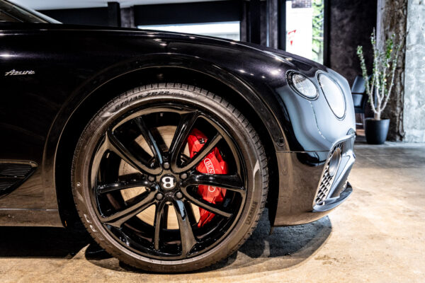 コンチネンタルGT V8アズール 4WD