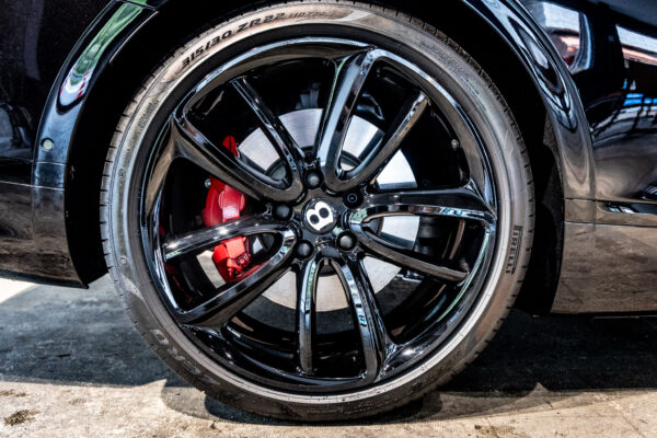 コンチネンタルGT V8アズール 4WD
