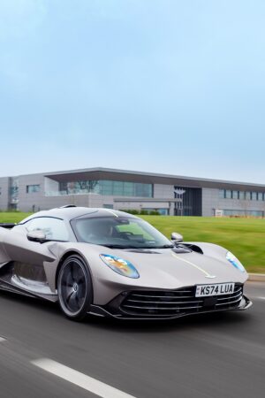 アストン・マーティン・ヴァルハラ　限定999台のみとなる究極のスーパーカー