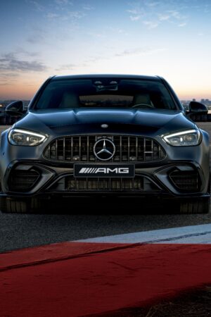 限定50台　メルセデスAMG C63S Eパフォーマンス「エディション・ピーク」