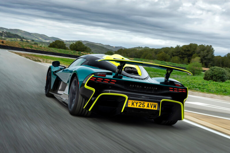 アストン・マーティン・ヴァルハラ　限定999台のみとなる究極のスーパーカー