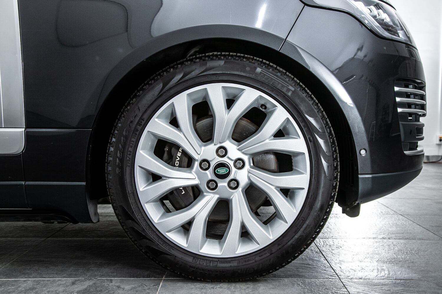 レンジローバー オートバイオグラフィ P400e (PHEV 404PS) 4WD