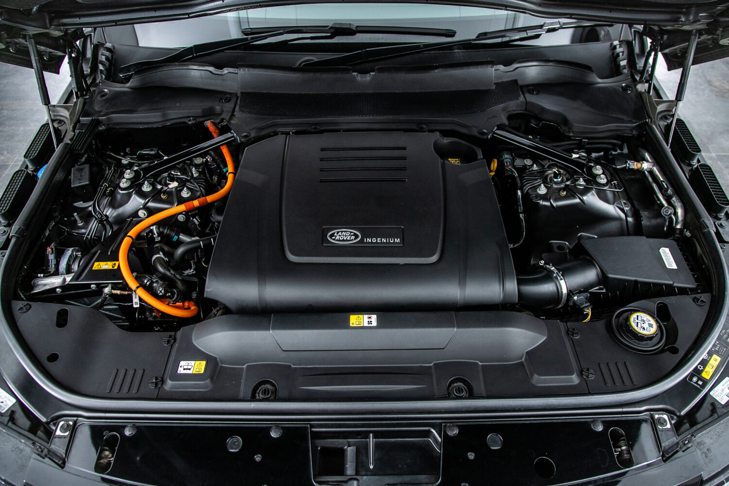 レンジローバー オートバイオグラフィ P400e (PHEV 404PS) 4WD