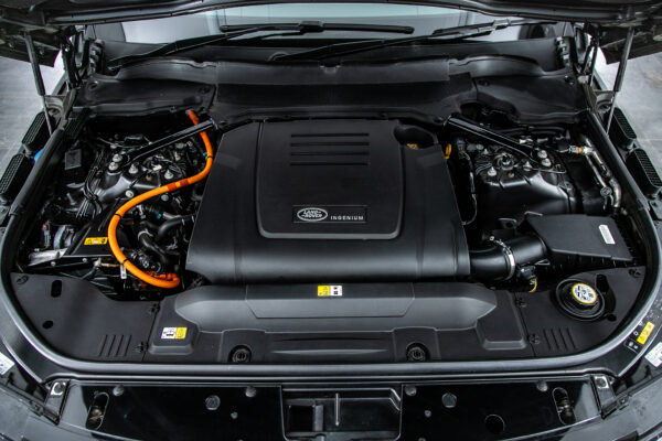 レンジローバー オートバイオグラフィ P400e (PHEV 404PS) 4WD