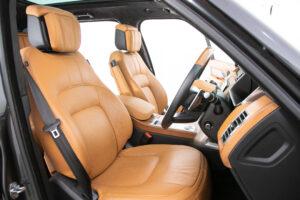 レンジローバー オートバイオグラフィ P400e (PHEV 404PS) 4WD
