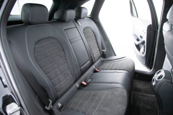 GLC220d 4マチックAMGライン