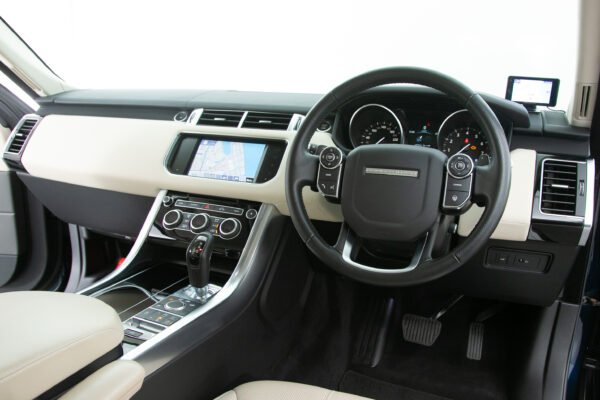 レンジローバースポーツHSE