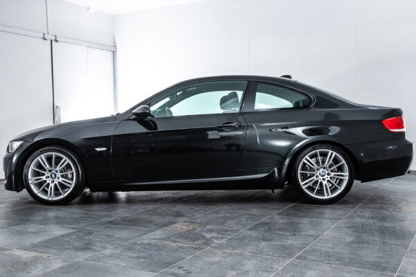 335i クーペ MスポーツPKG