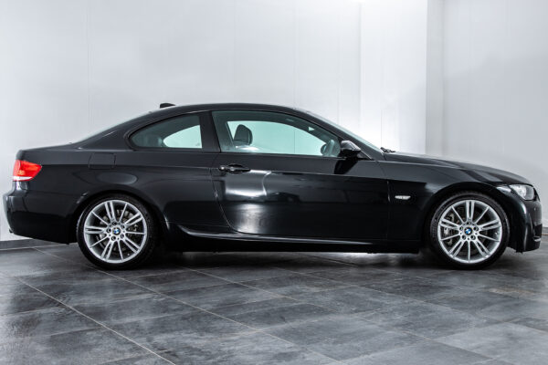 335i クーペ MスポーツPKG