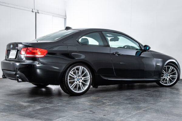 335i クーペ MスポーツPKG