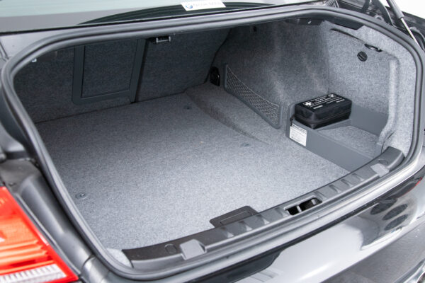 335i クーペ MスポーツPKG