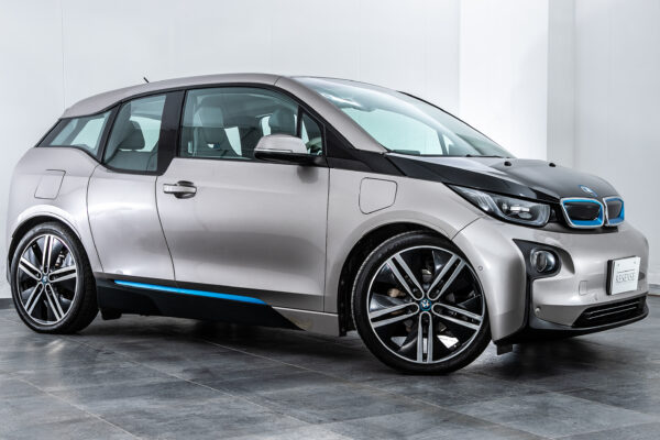 i3 レンジエクステンダー 装備車