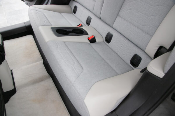 i3 レンジエクステンダー 装備車