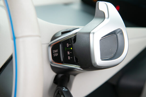 i3 レンジエクステンダー 装備車