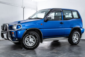 ミストラル ショート ディーゼルターボ タイプR 4WD