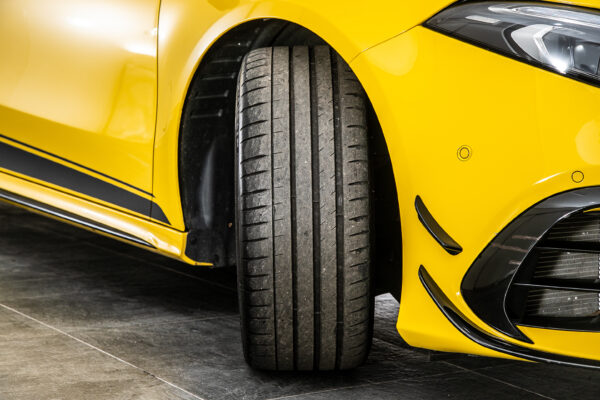 A45S 4マチック+ エディション1